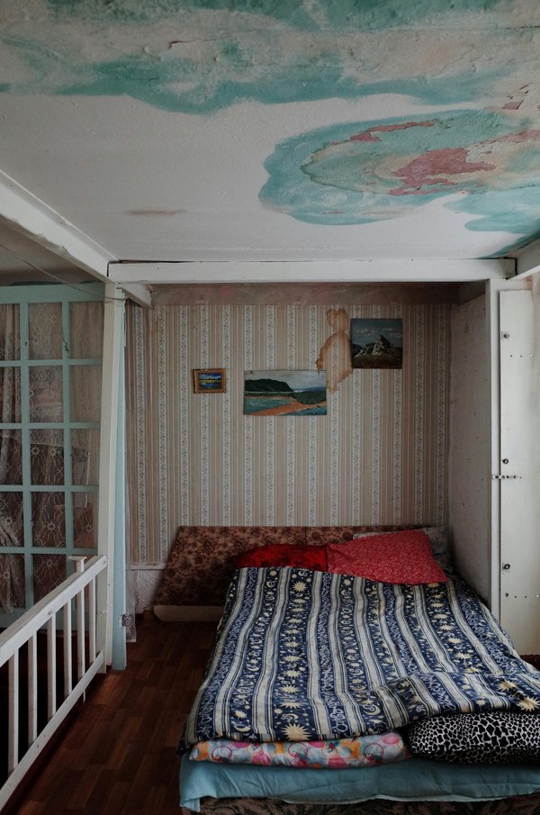 Fuite d'eau au plafond : dangers et solutions à connaître